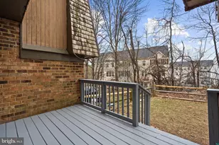 9445 Hickory View Pl, Montgomery Village, MD 20886 - Photo 36