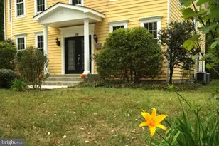 518 Calvin Ln, Rockville, MD 20851 - Photo 4