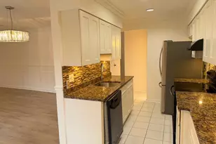 9759 Lake Shore Dr, Montgomery Village, MD 20886 - Photo 4