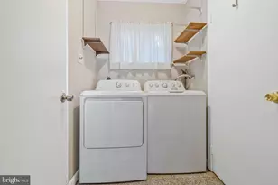 6011 Bradley Blvd, Bethesda, MD 20817 - Photo 32