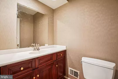 8112 Buckspark Lane E, Potomac, MD 20854 - Photo 20