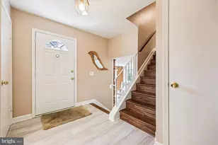 9013 Wandering Trail Dr, Potomac, MD 20854 - Photo 28