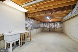 14990 DuFief Dr, Gaithersburg, MD 20878 - Photo 28