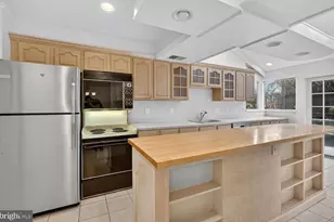 4503 Woodfield Rd, Kensington, MD 20895 - Photo 16