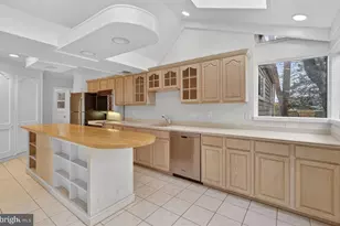 4503 Woodfield Rd, Kensington, MD 20895 - Photo 6