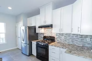 18540 Hickory Meadow Dr, Olney, MD 20832 - Photo 10