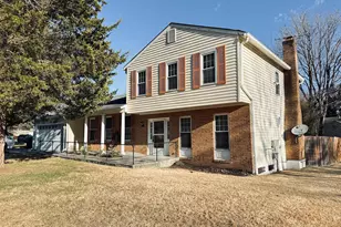 1 Apricot Ct, Gaithersburg, MD 20878 - Photo 1