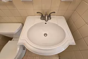 10201 Grosvenor Pl, Rockville, MD 20852 - Photo 36