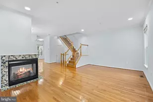 9748 Washingtonian Blvd, Gaithersburg, MD 20878 - Photo 16