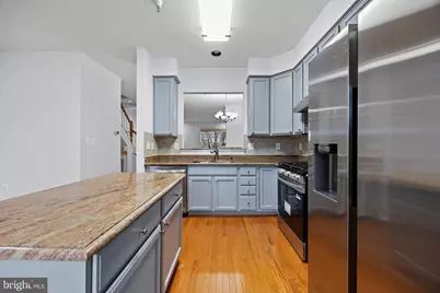 9748 Washingtonian Boulevard, Gaithersburg, MD 20878 - Photo 24