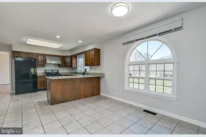 19900 Belle Chase Drive, Gaithersburg, MD 20882 - Photo 12