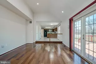 19900 Belle Chase Dr, Gaithersburg, MD 20882 - Photo 14