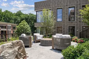 10511 Strathmore Hall St, North Bethesda, MD 20852 - Photo 18