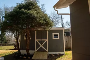 13020 St Charles Pl, Rockville, MD 20853 - Photo 40