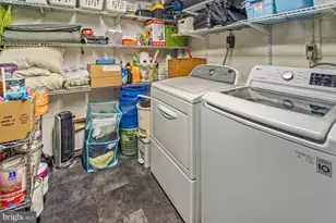 6902 Tilden Ln, North Bethesda, MD 20852 - Photo 54