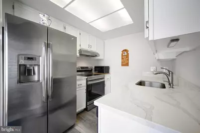3202 Ludham Drive #195-B, Silver Spring, MD 20906 - Photo 10