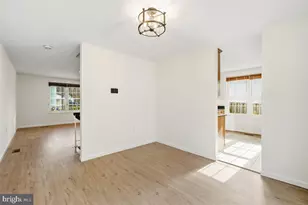 26 Neerwinder Ct, Germantown, MD 20874 - Photo 8