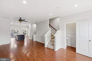 130 Prado Ln, Clarksburg, MD 20871 - Photo 2