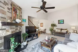 19900 Appledowre Cir, Germantown, MD 20876 - Photo 4