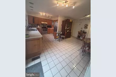 21025 Woodfield Road, Gaithersburg, MD 20882 - Photo 28