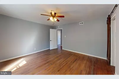 2203 Washington Ave #102, Silver Spring, MD 20910 - Photo 8