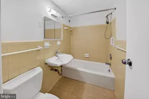 10500 Rockville Pik, Rockville, MD 20852 - Photo 6