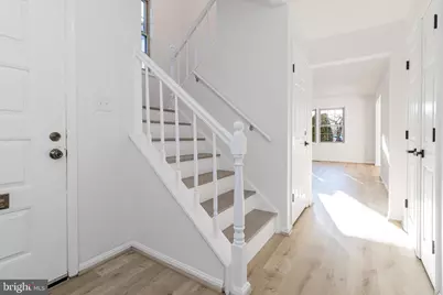7454 Westlake Terrace #7, Bethesda, MD 20817 - Photo 2