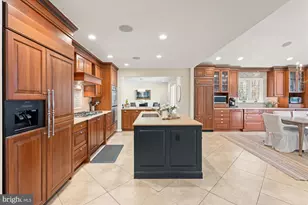 7616 Hackamore Dr, Potomac, MD 20854 - Photo 14