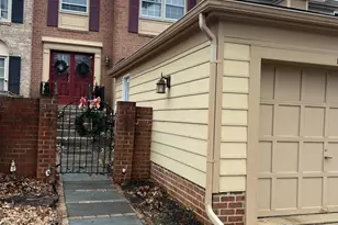 19726 Greenside Terrace, Montgomery Village, MD 20886 - Photo 2