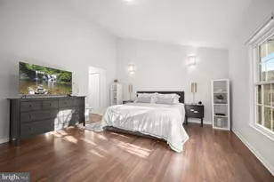 5717 Mayfair Manor Dr, Rockville, MD 20852 - Photo 12