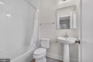 10425 Fernwood Rd, Bethesda, MD 20817 - Photo 18