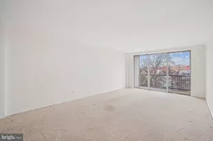 4977 Battery Ln, Bethesda, MD 20814 - Photo 2