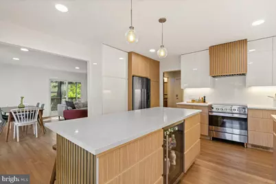 9411 Fernwood Road, Bethesda, MD 20817 - Photo 4