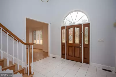 9700 Grenadier Court, Bethesda, MD 20817 - Photo 6
