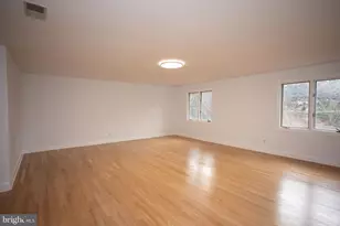 9700 Grenadier Ct, Bethesda, MD 20817 - Photo 22