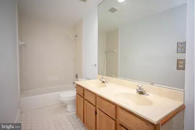 9700 Grenadier Court, Bethesda, MD 20817 - Photo 32
