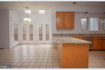 9700 Grenadier Court, Bethesda, MD 20817 - Photo 14