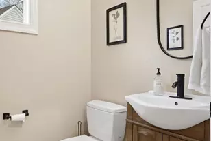 730 Turtle Pond Ln, Gaithersburg, MD 20878 - Photo 22