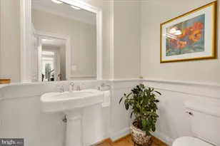 8803 Courts Way, Silver Spring, MD 20910 - Photo 18