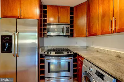7333 New Hampshire Avenue #510 S, Takoma Park, MD 20912 - Photo 4