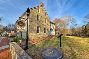 106 Water St, Brookeville, MD 20833 - Photo 18