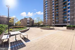 102 Monroe St, Rockville, MD 20850 - Photo 18