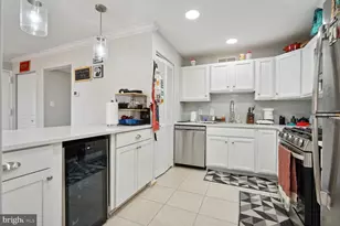 102 Monroe St, Rockville, MD 20850 - Photo 6