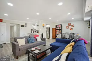 102 Monroe St, Rockville, MD 20850 - Photo 2