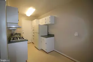 10500 Rockville, Rockville, MD 20852 - Photo 6