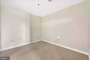 5750 Bou Ave, Rockville, MD 20852 - Photo 18