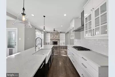 9534 Fernwood Road, Bethesda, MD 20817 - Photo 6