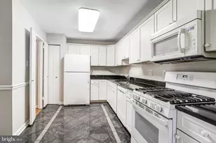 4620 N Park Ave, Chevy Chase, MD 20815 - Photo 18