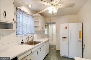 722 Carr Ave, Rockville, MD 20850 - Photo 8