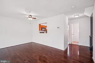 12310 Sweetbough Ct, Gaithersburg, MD 20878 - Photo 2